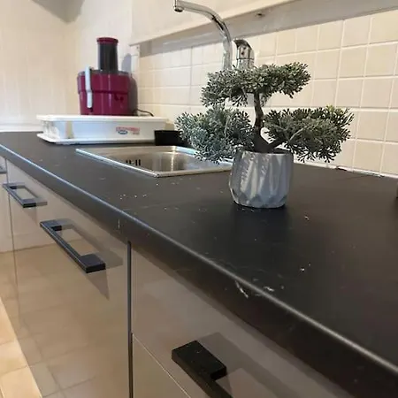 Olive Tree The Master Bed And Balcony Apartment Benitses  Exterior foto