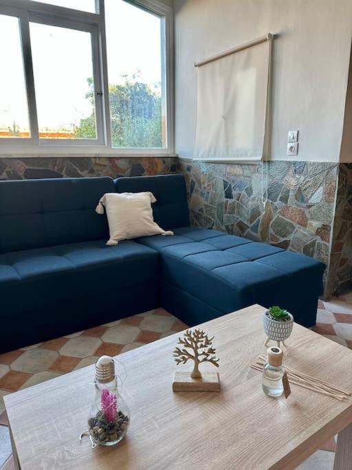 Апартаменты Olive Tree The Master Bed And Balcony *